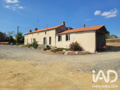 Longère à Réaumur (85700)