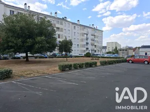 Apartment in Rezé (44400)