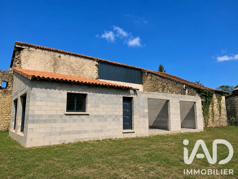 Maison 3 pièces 100 m² · à Brantôme · 100 m² · 66 000 €