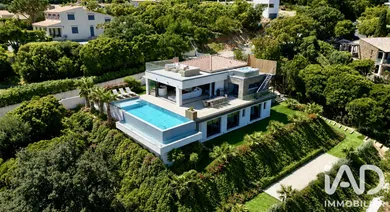 Maison d'architecte à Cavalaire-sur-Mer (83240)
