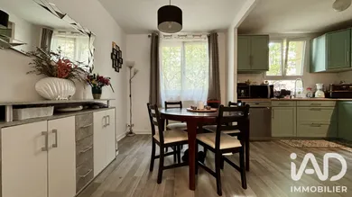 Appartement à Sainte-Geneviève-des-Bois (91700)