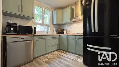 Appartement à Sainte-Geneviève-des-Bois (91700)