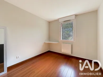 Apartment in Saint-Jean (31240)