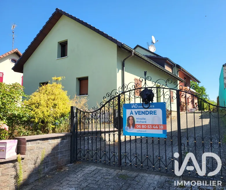 Maison 8 pièces 186 m² · à Bouxwiller · 186 m² · 345 000 €