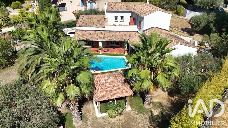 Maison 5 pièces 165 m² · à Trans-en-Provence · 165 m² · 600 000 €
