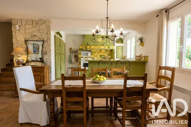 Maison à Grambois (84240)