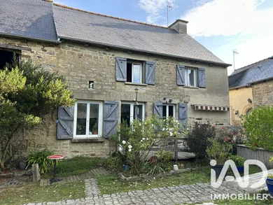 House in Sévignac (22250)