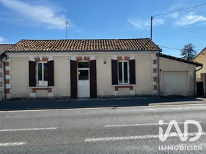 Maison à Saint-Aigulin (17360)
