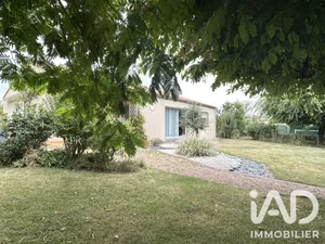 Maison traditionnelle à Les Brouzils (85260)