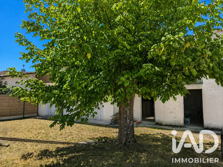 Maison 2 pièces 80 m² · à Saint-Seurin-sur-l'Isle · 80 m² · 65 000 €