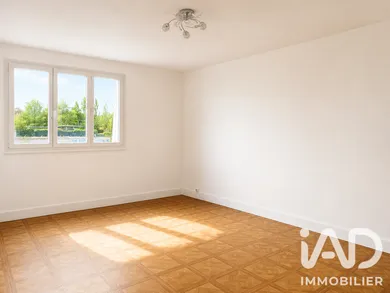 Studio à Livry-Gargan (93190)