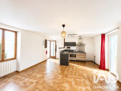 Village house in Sainte-Tulle (04220)