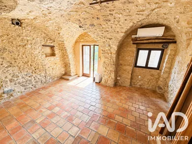 Village house in Sainte-Tulle (04220)