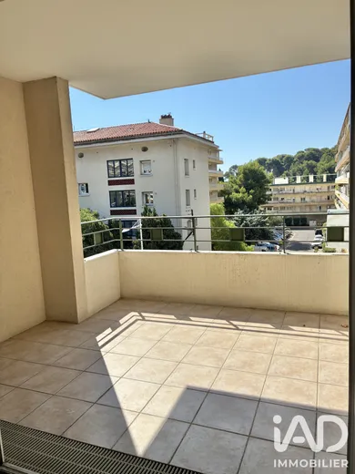 Appartement à Toulon (83200)