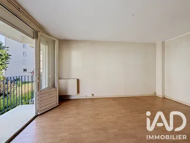 Apartment in La Rochelle (17000)