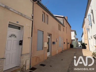 Immeuble à Montfort-en-Chalosse (40380)