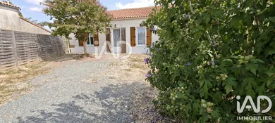 Maison de village à Petosse (85570)