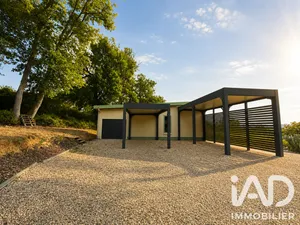Maison d'architecte à Mouleydier (24520)