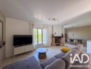 Maison à Lansac (33710)