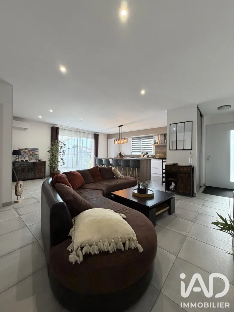Maison 3 pièces 77 m² · à Pia · 77 m² · 260 000 €