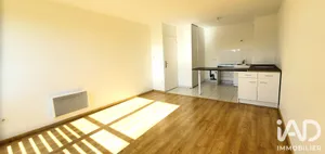 Apartment in Reims (51100)