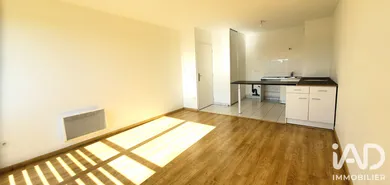Apartment in Reims (51100)