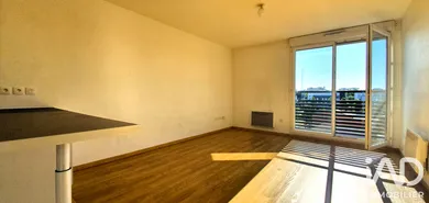 Apartment in Reims (51100)