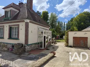 Maison traditionnelle à Quincampoix-Fleuzy (60220)