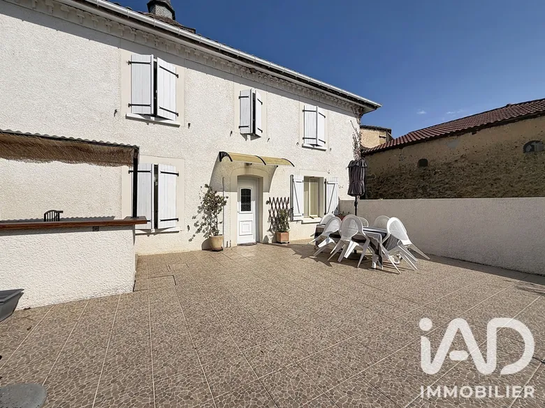 Maison 5 pièces 120 m² · à Urgons · 120,2 m² · 132 900 €