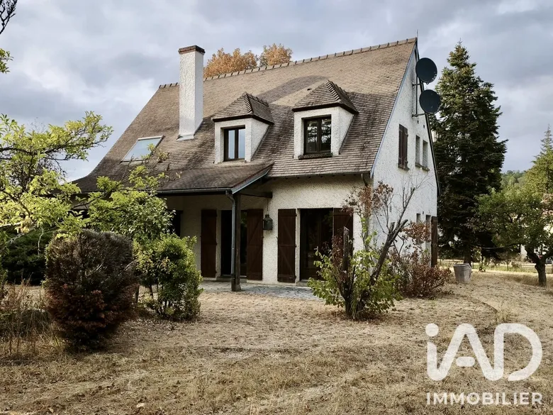 Maison 3 pièces 136 m² · à Moisson · 135,8 m² · 271 000 €