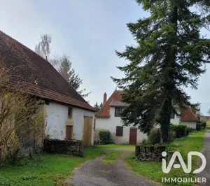 Village house in Lugny-lès-Charolles (71120)