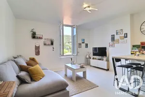 Appartement à Roquevaire (13360)