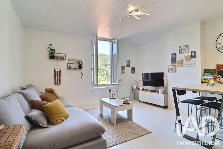 Appartement 3 pièces 52 m² · à Roquevaire · 52 m² · 155 000 €