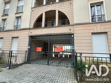 Parking à Serris (77700)