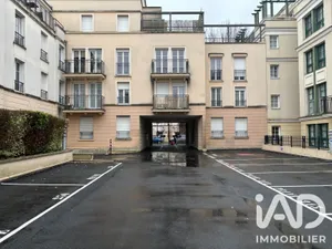 Parking à Serris (77700)