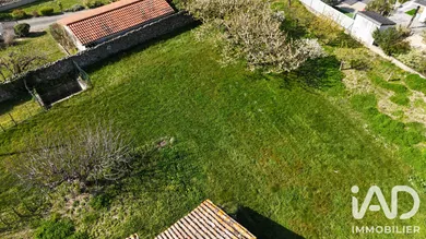 Terrain à bâtir à Serves-sur-Rhône (26600)