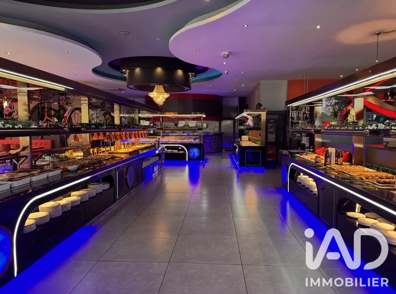 Restaurant à Villebon-sur-Yvette (91140) · 682 m² · 480 000 €