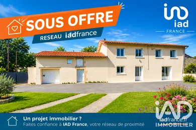 Maison de village à Aiffres (79230)
