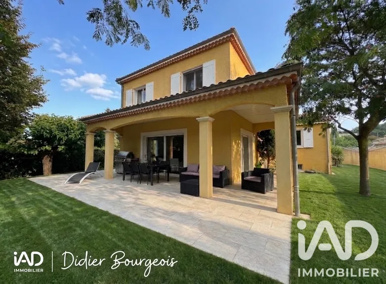 Maison 8 pièces 185 m² · à Valence · 184,8 m² · 459 000 €