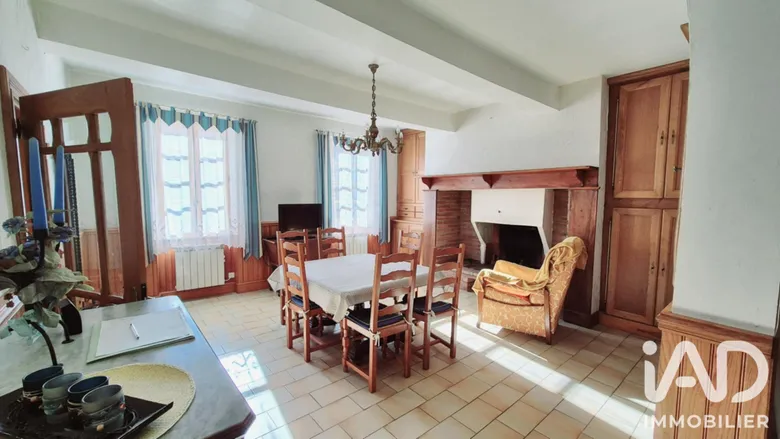 Maison 5 pièces 196 m² · à Saint-Lys · 195,5 m² · 345 000 €