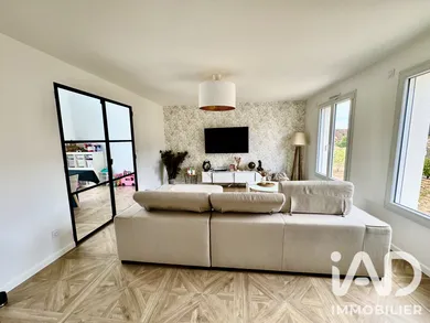 Maison d'architecte à Oizé (72330)