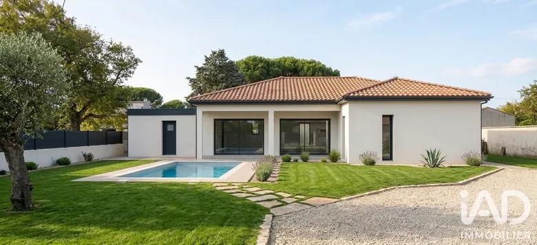 Maison 4 pièces 128 m² · à Bagnols-sur-Cèze · 128 m² · 330 000 €