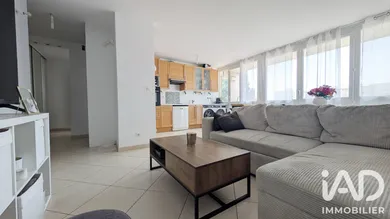 Apartment in Chilly-Mazarin (91380)