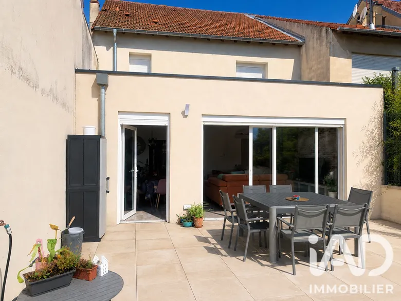 Maison 4 pièces 130 m² · à Lachambre · 130 m² · 190 000 €