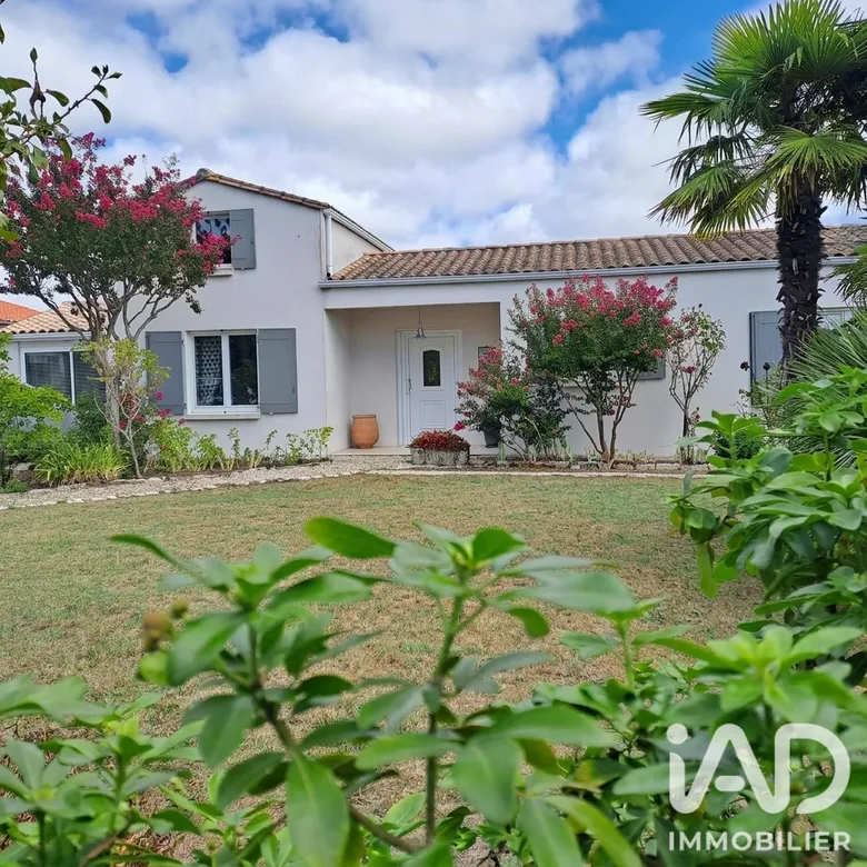 Maison 4 pièces 190 m² · à Les Mathes · 190 m² · 650 000 €