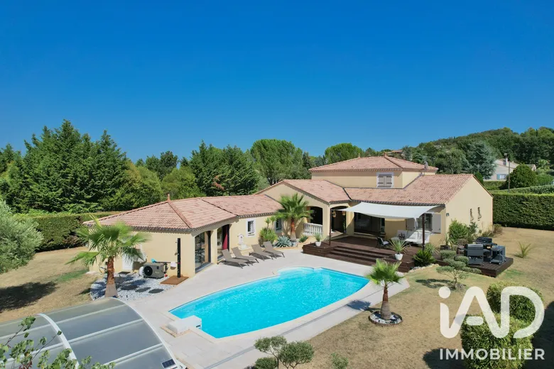 Maison 7 pièces 225 m² · à Lézan · 225 m² · 650 000 €