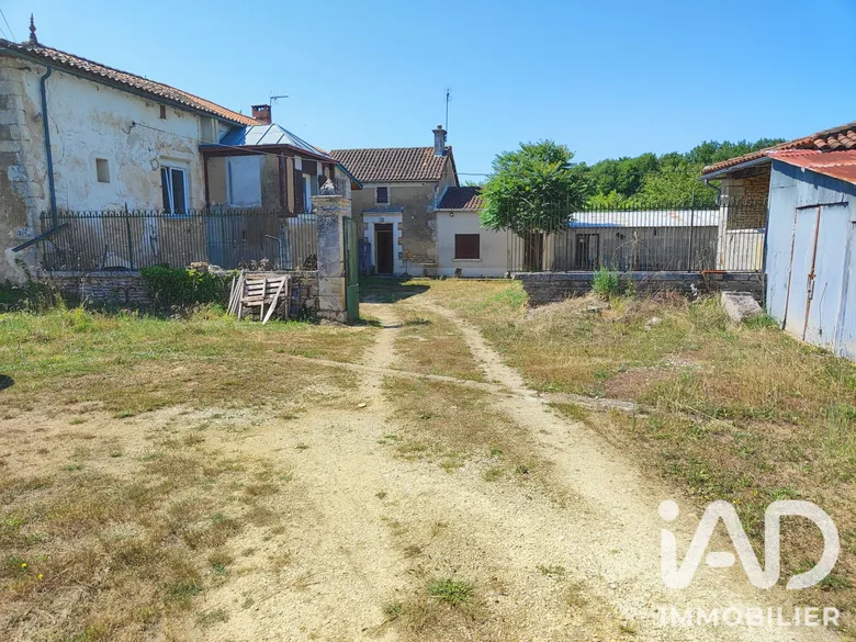 Maison 3 pièces 105 m² · à La Rochette · 105 m² · 74 900 €