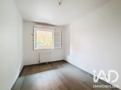 Appartement à Serris (77700)