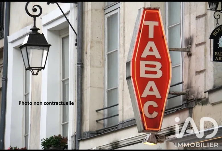 Murs commerciaux à Évry (91000) · 67 m² · 268 500 €