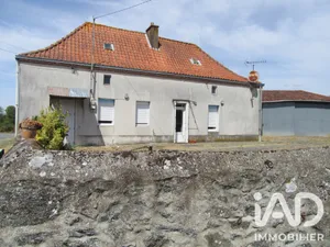 Maison de campagne à Moncoutant (79320)